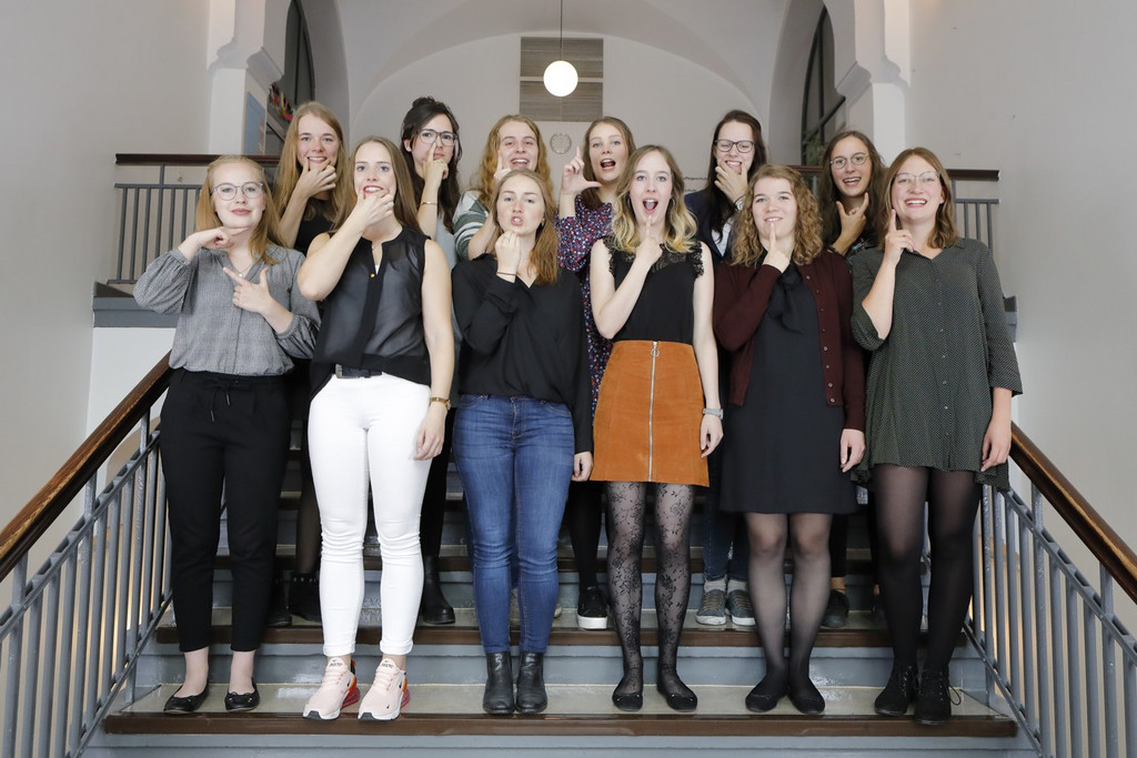 Erste Studierende im Studiengang der Therapiewissenschaften Logopädie schließen erfolgreich Staatsexamen ab