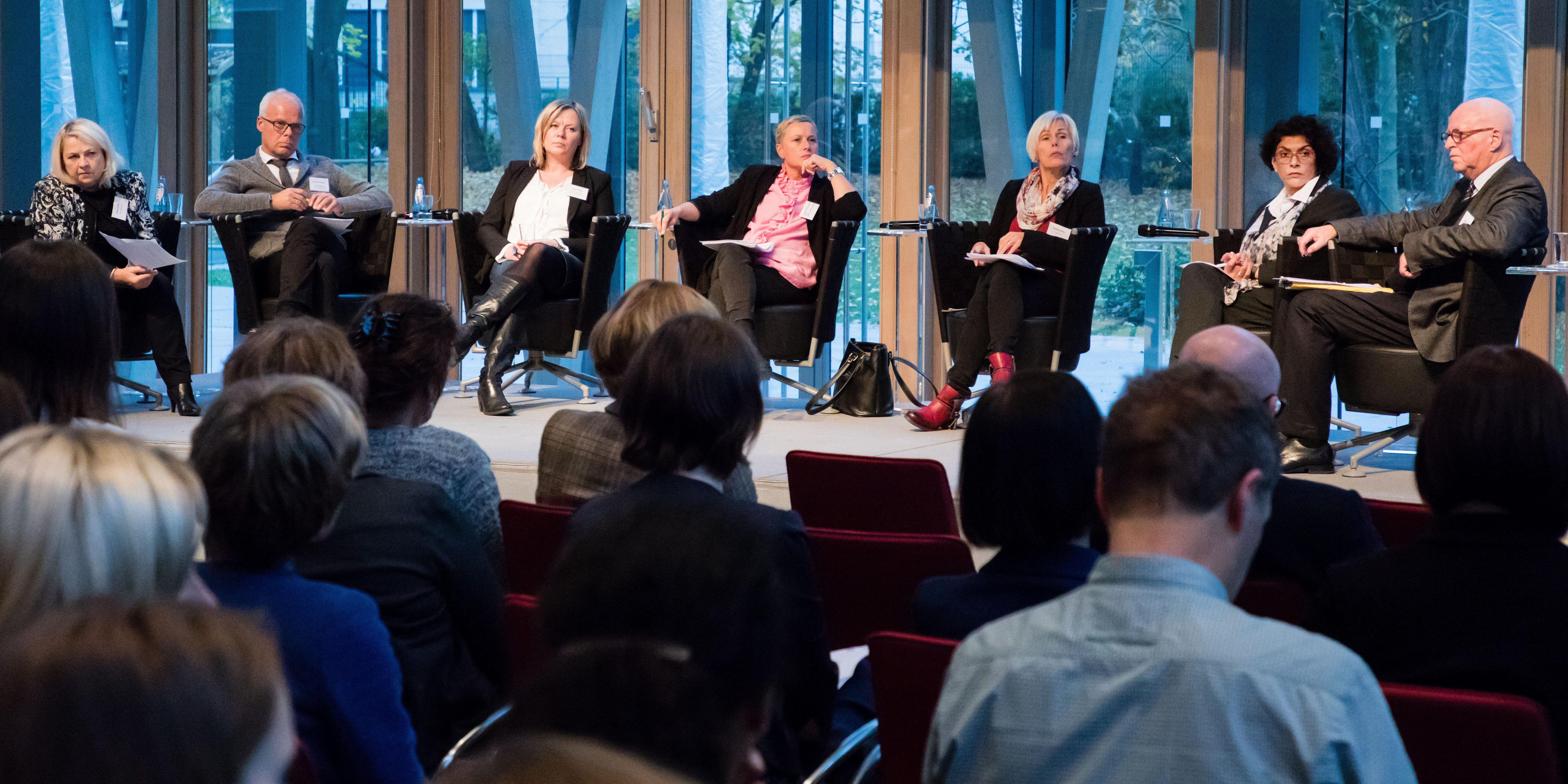Symposium Berufsgesetz: Einheitliches akademisches Berufsgesetz überfällig!
